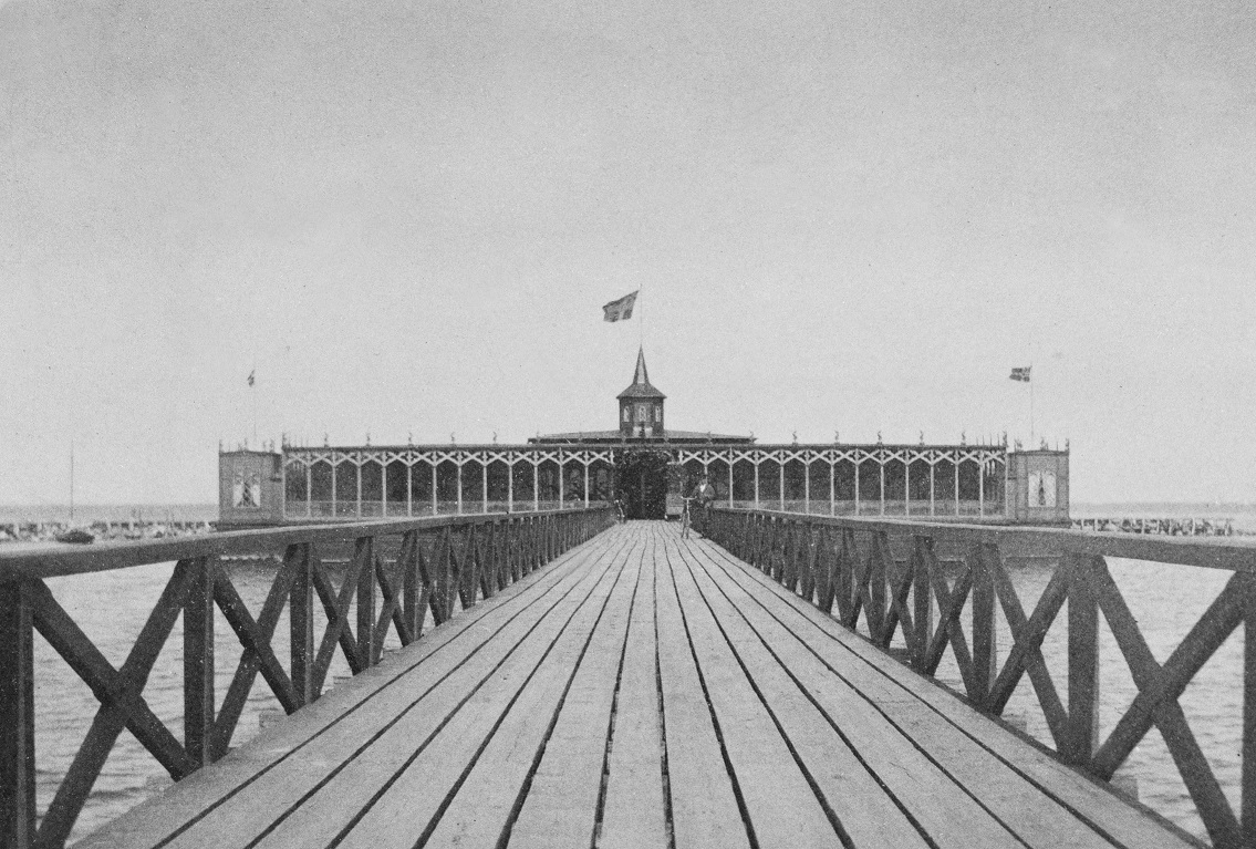 Extr bryggan till Malmö Saltsjöbad 1898, som kom att byta namn till Ribersborgs kallbadhus. 